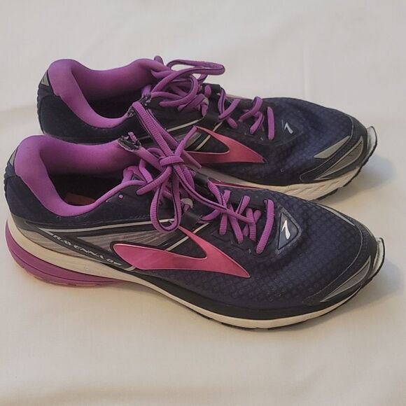 Brooks ravena running shoes size 9.5 - Picture 1 of 9